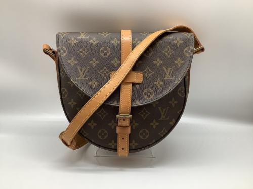 バッグのショルダーバッグ