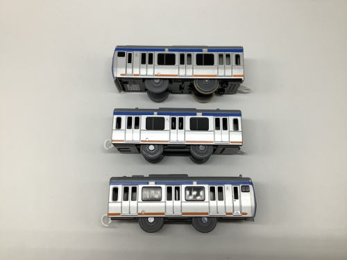プラレールのTOMY