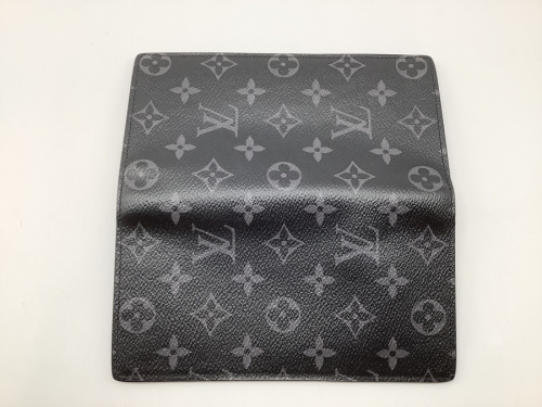 長財布のLOUIS VUITTON