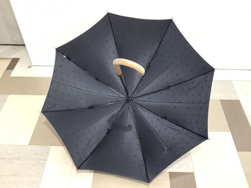 FENDIの二俣川 ブランド