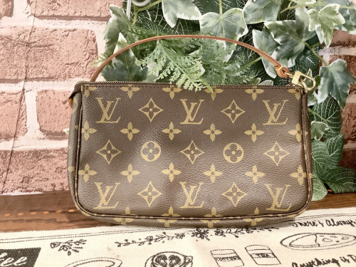 ブランド・ラグジュアリーのLOUIS VUITTON