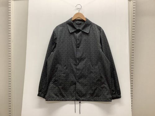 ステンカラーコートのMACKINTOSH LONDON