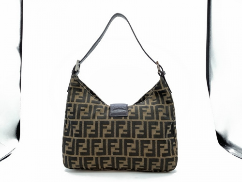 FENDIの二俣川 ブランド