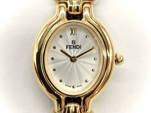 腕時計のFENDI