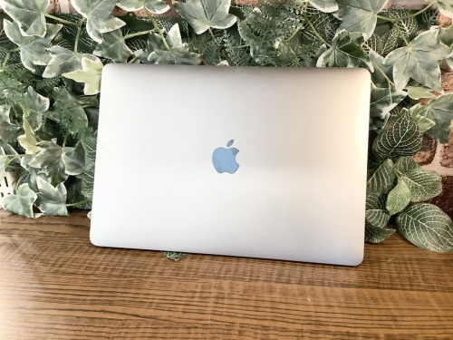 パソコンのノートパソコン