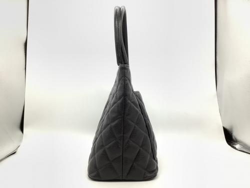 シャネルのCHANEL