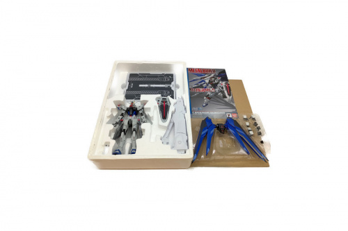 ガンダムのMETAL BUILD
