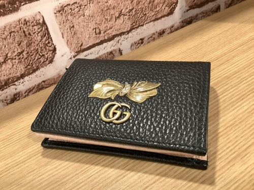 ブランド・ラグジュアリーの財布