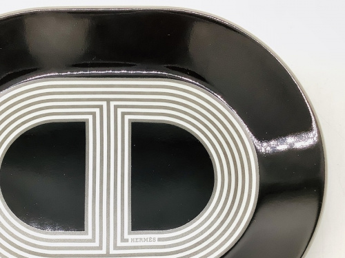 テーブルウェアの洋食器