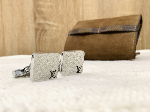 アクセサリーのタイピン