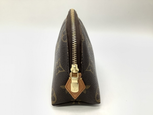 コスメポーチのLOUIS VUITTON