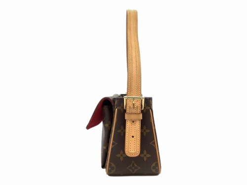 トートバッグのLOUIS VUITTON