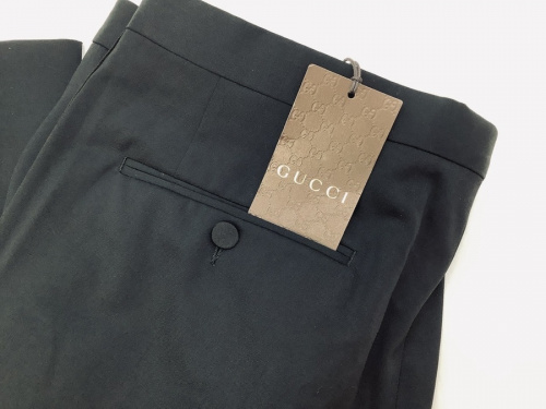 ブランド・ラグジュアリーのパンツ