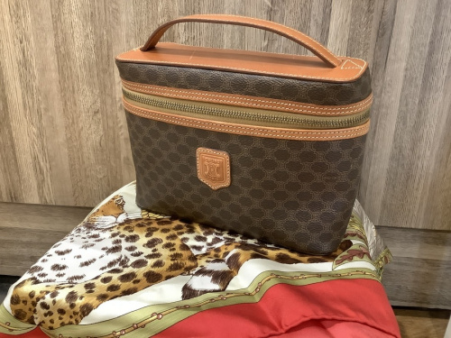 バッグ・財布のバッグ