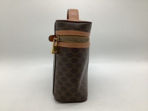バニティバッグのCELINE