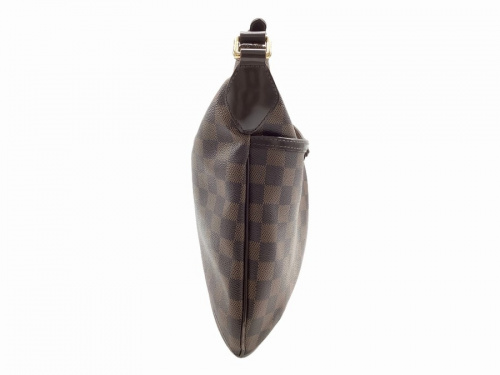 ショルダーバッグのLOUIS VUITTON