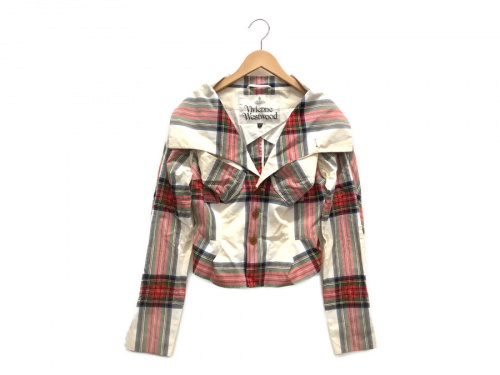 ジャケットのVivienne Westwood