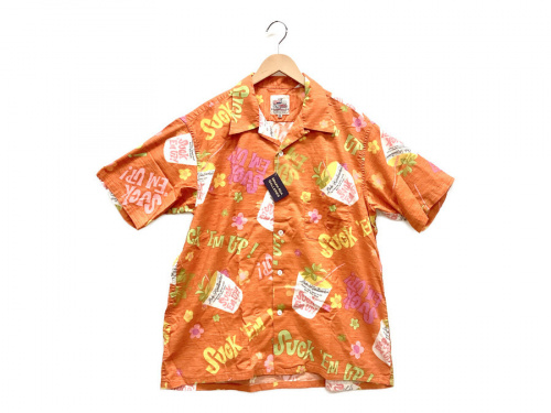 シャツのアロハシャツ