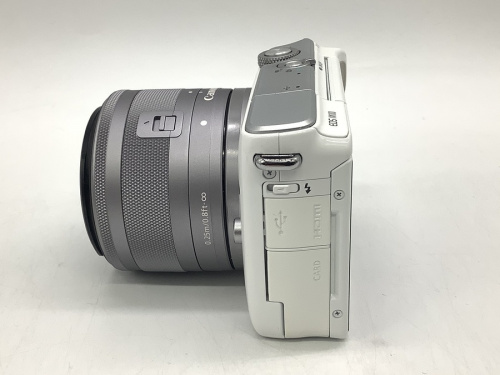 ミラーレス一眼カメラのCANON