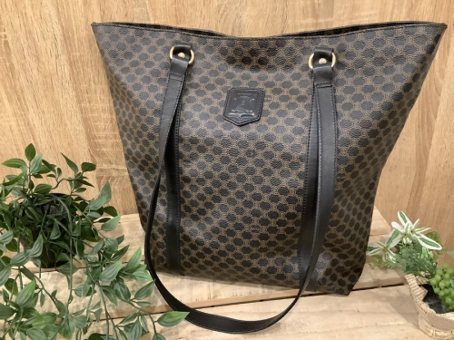 バッグ・財布のバッグ