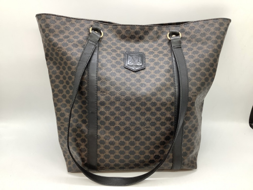 バッグのトートバッグ