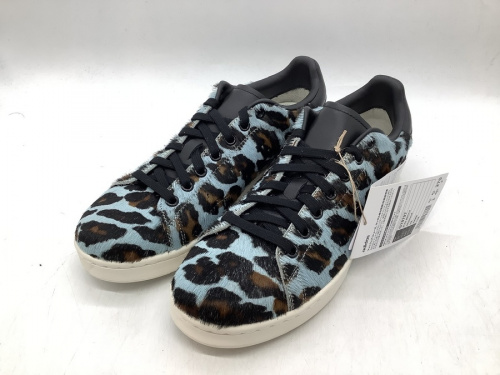 スニーカーのadidas originals