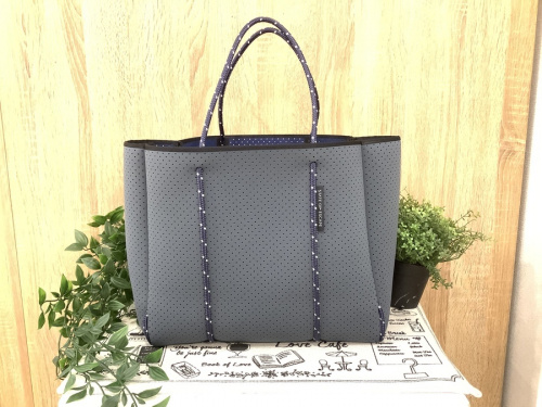 バッグ・財布のバッグ