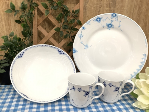 テーブルウェアの洋食器