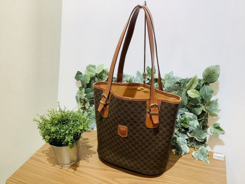 バッグ・財布のバッグ