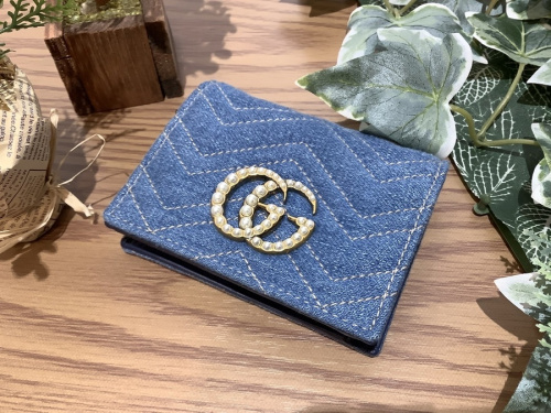 バッグ・財布の財布