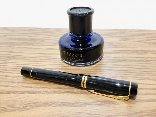 文房具の万年筆