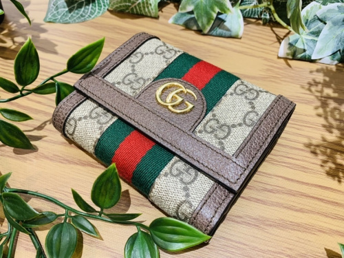 バッグ・財布の財布