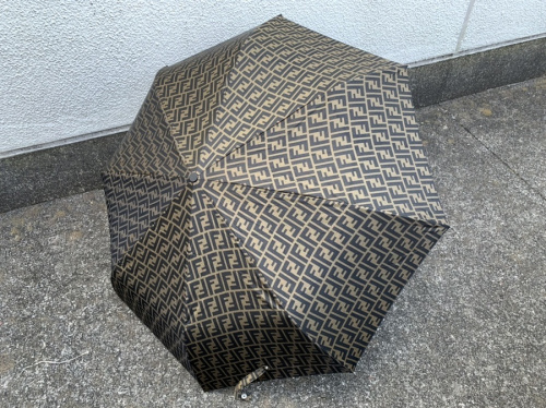 傘の折り畳み傘