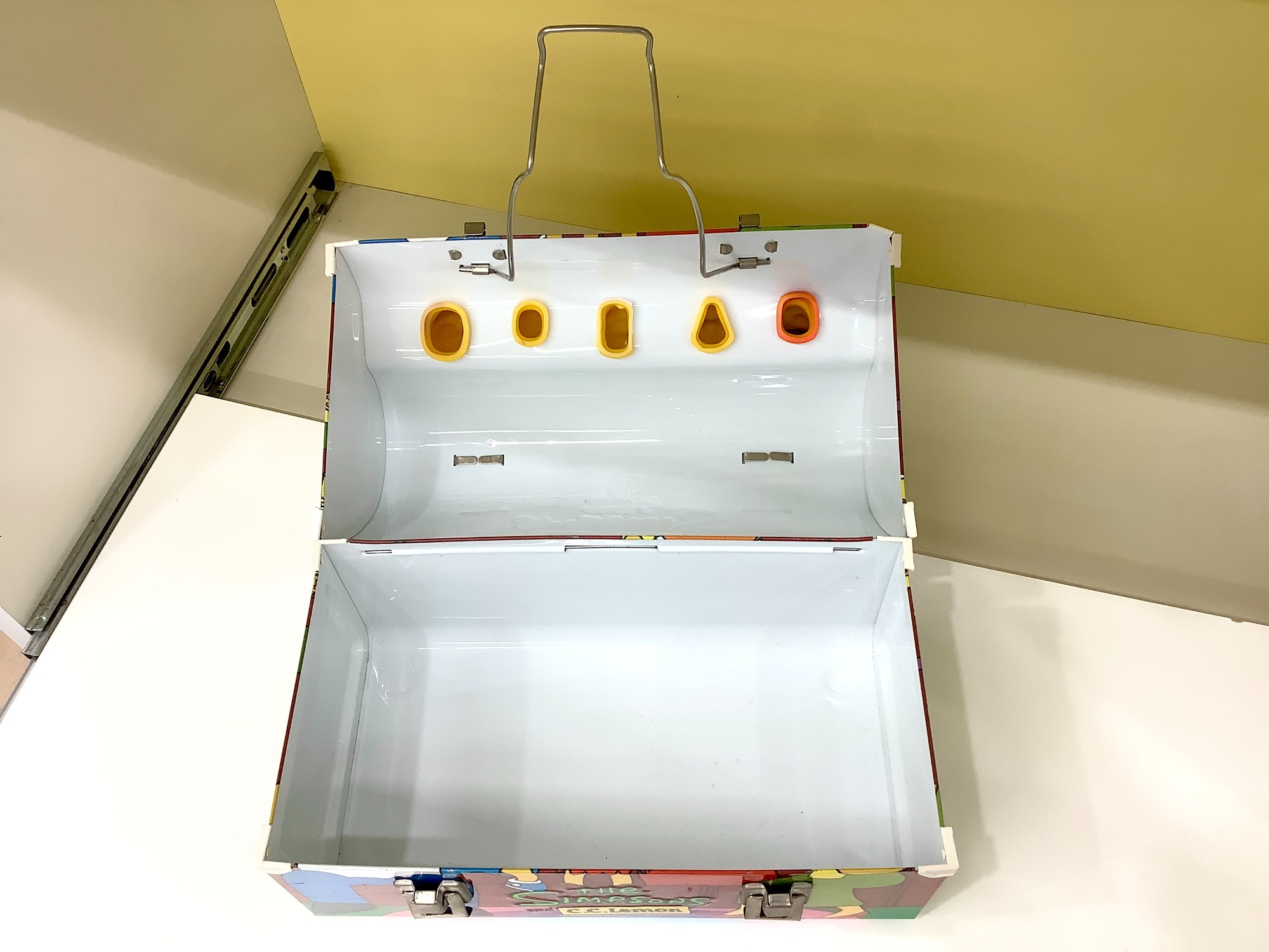 キャラクターグッズ買取強化中！】本日はThe Simpsonsのランチ