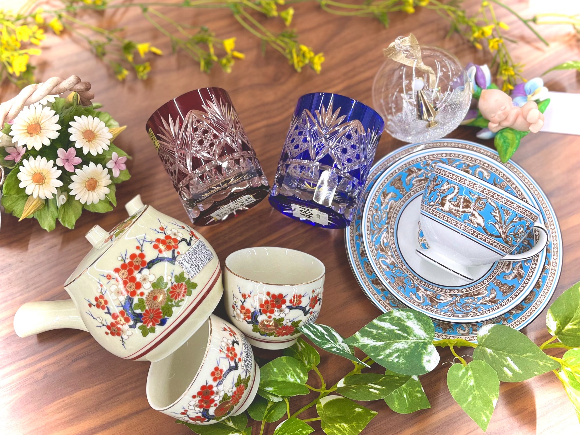 食器買取強化中♬】食器のご処分にお困りの方はトレファクへ！｜2024年