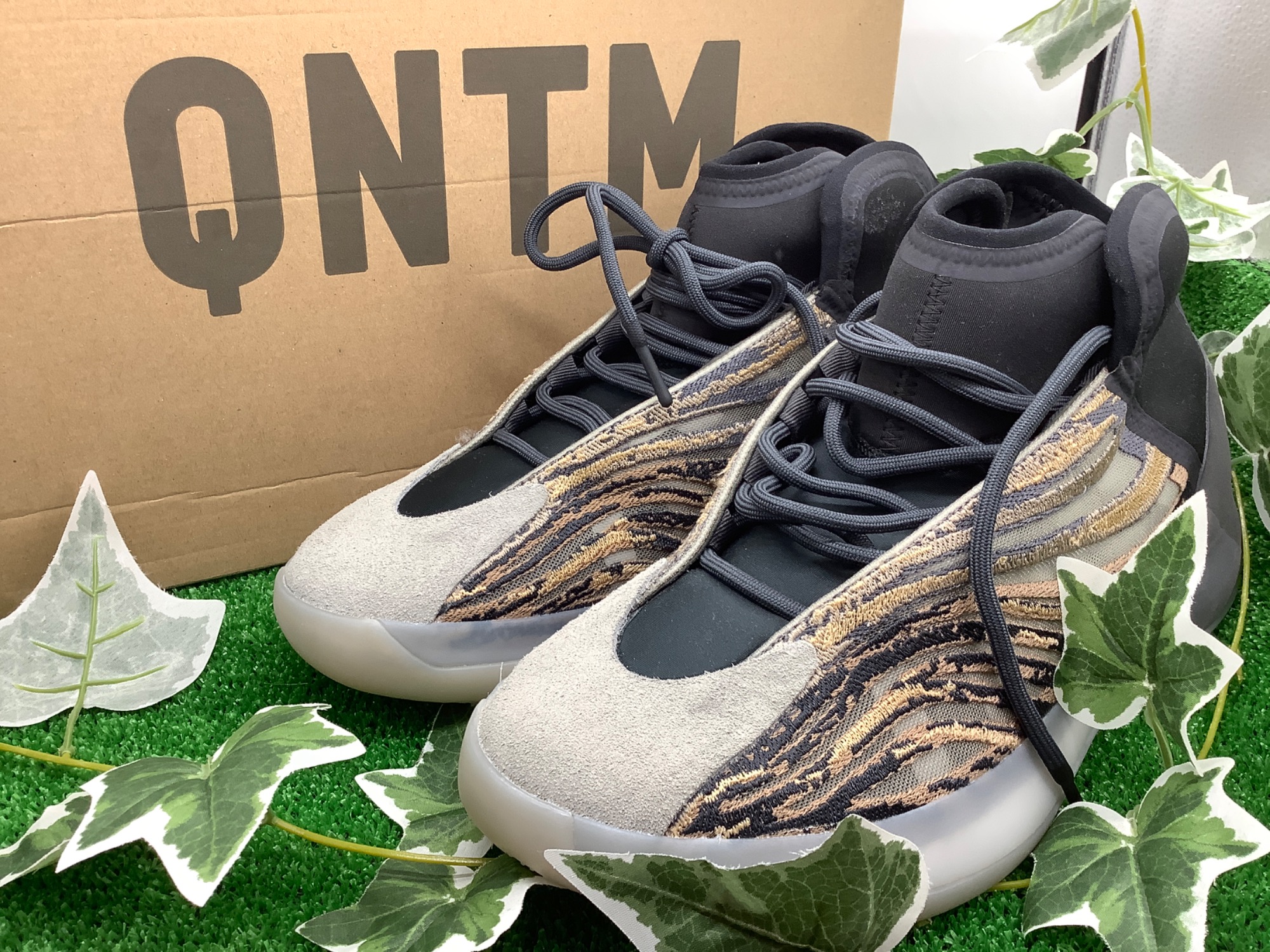 ★adidas★大人気★YZY QNTM★送料・関税込み★追跡可 YEEZY QNTM - スニーカーショップSKIT
