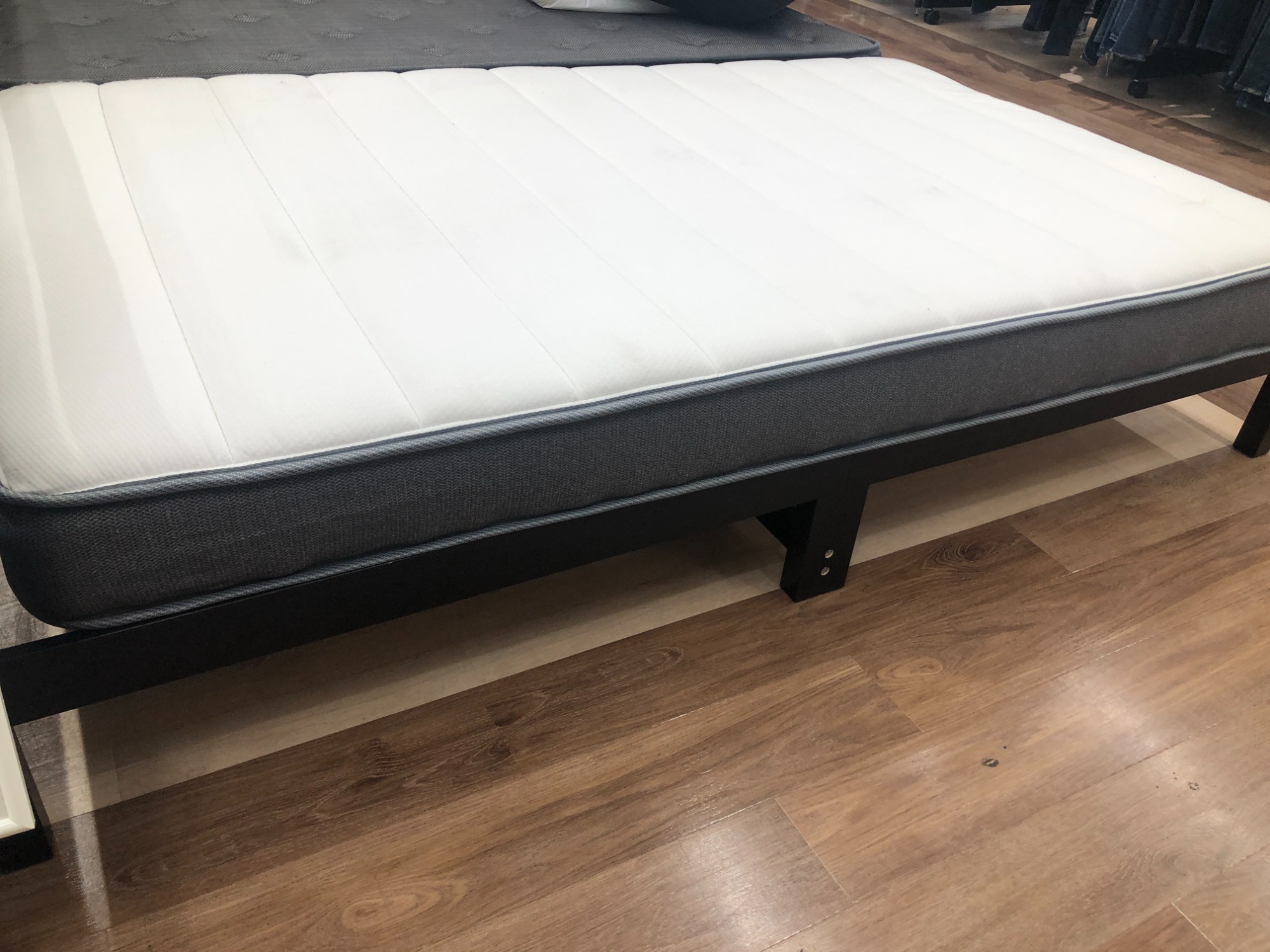 ニトリ セミダブルベッド が買取入荷いたしました！中古家具を買うなら