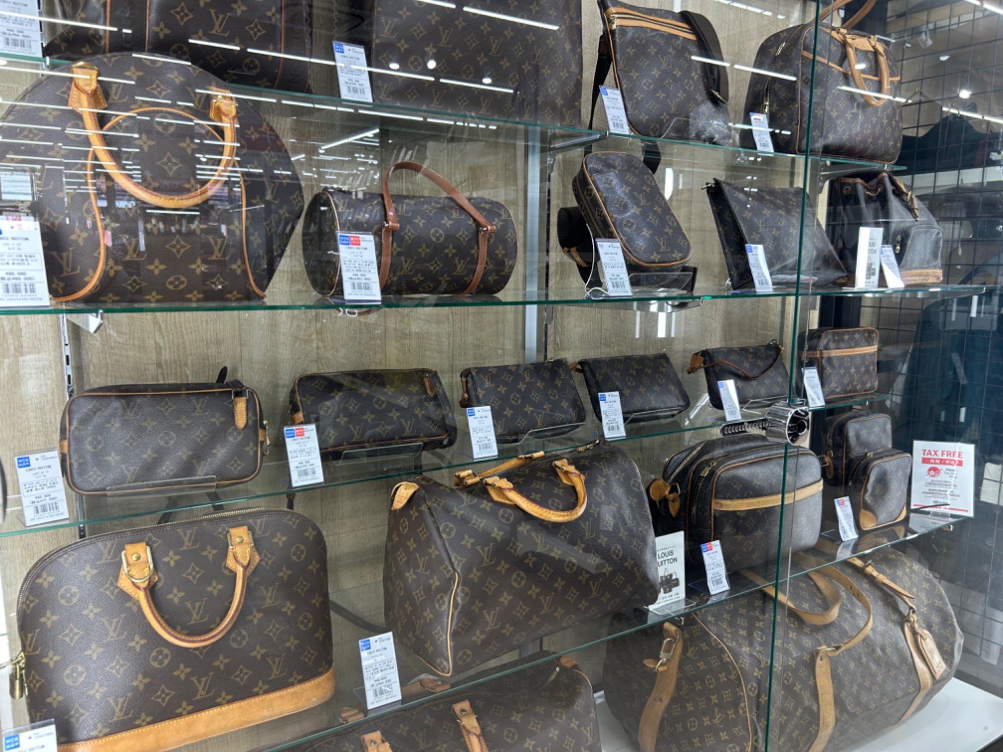 LOUIS VUITTON買取強化中♬】LOUIS VUITTON(ルイヴィトン)のラン