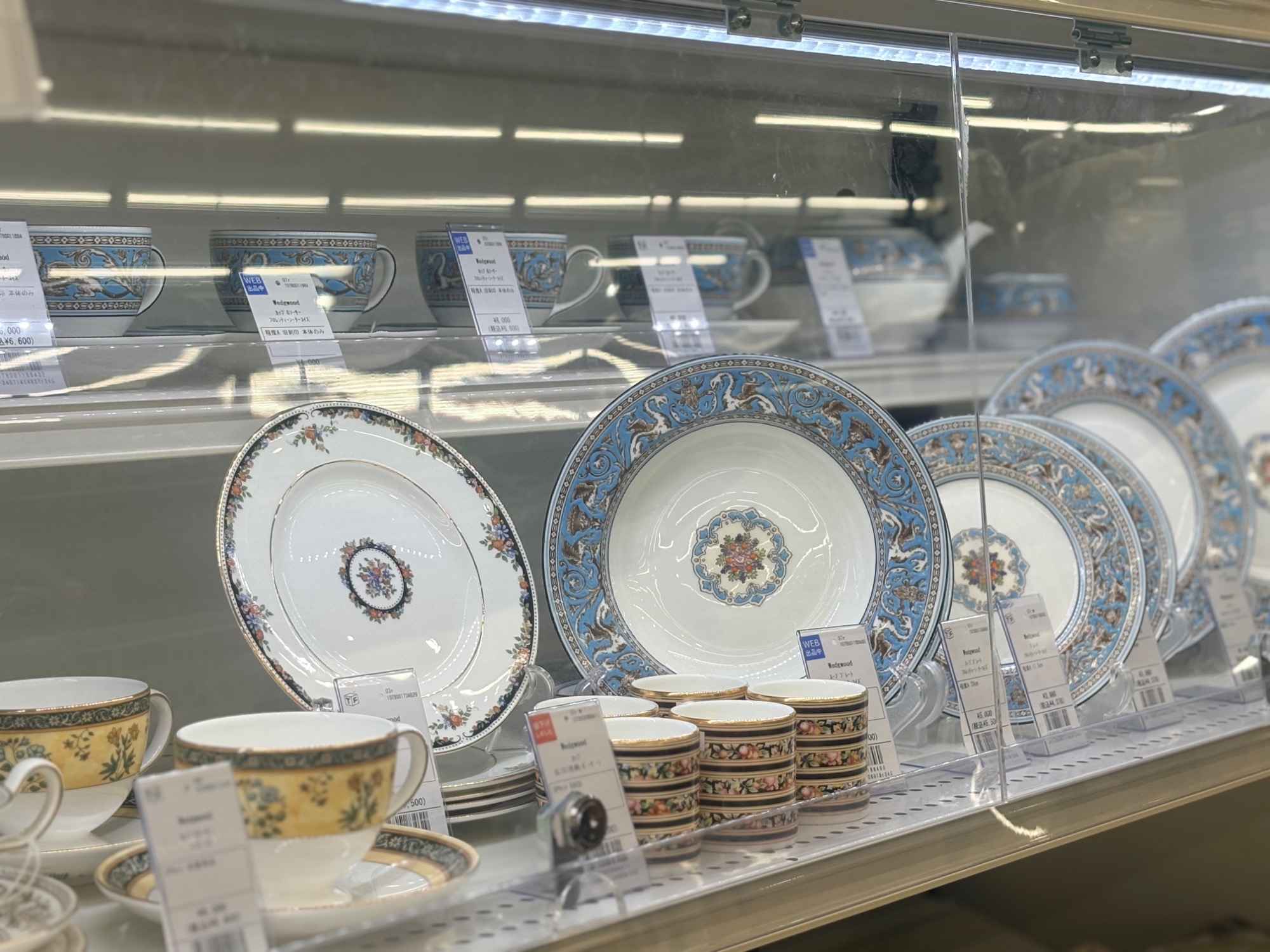食器多数展開中！！！」本日は食器売場のご紹介です！｜2025年11月03日