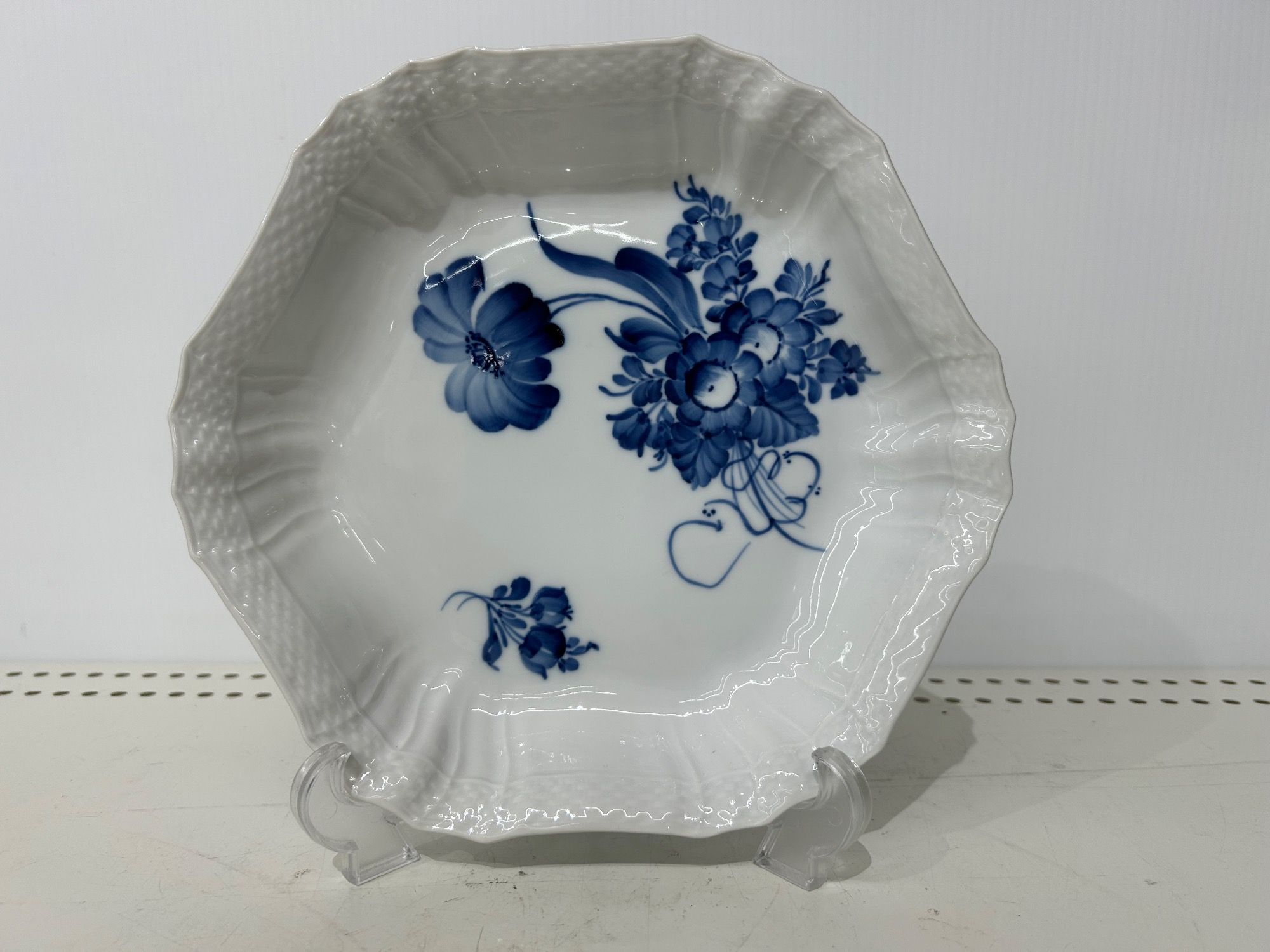 ROYAL COPENHAGEN (ロイヤル・コペンハーゲン) ｜ヘキサゴンプレート