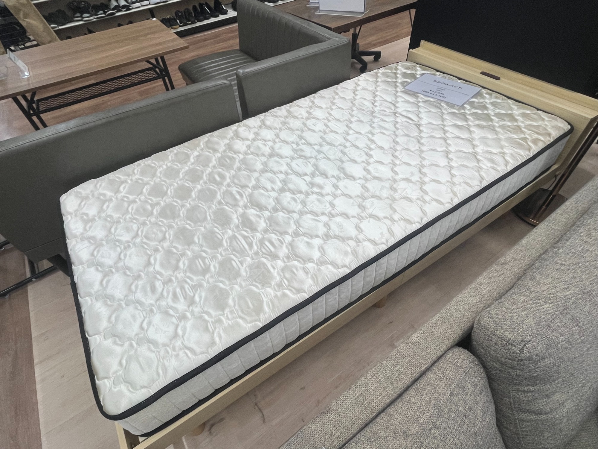 家具多数展開中” 当店おすすめ【シングルベッド】をご紹介いたします