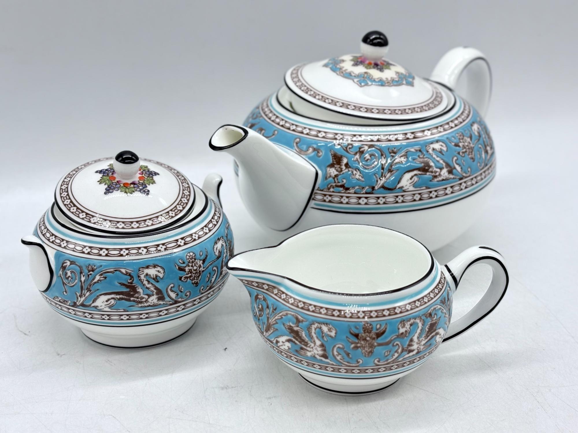 洋食器買取強化中】本日はWedgwoodのティーポットセットのご紹介です