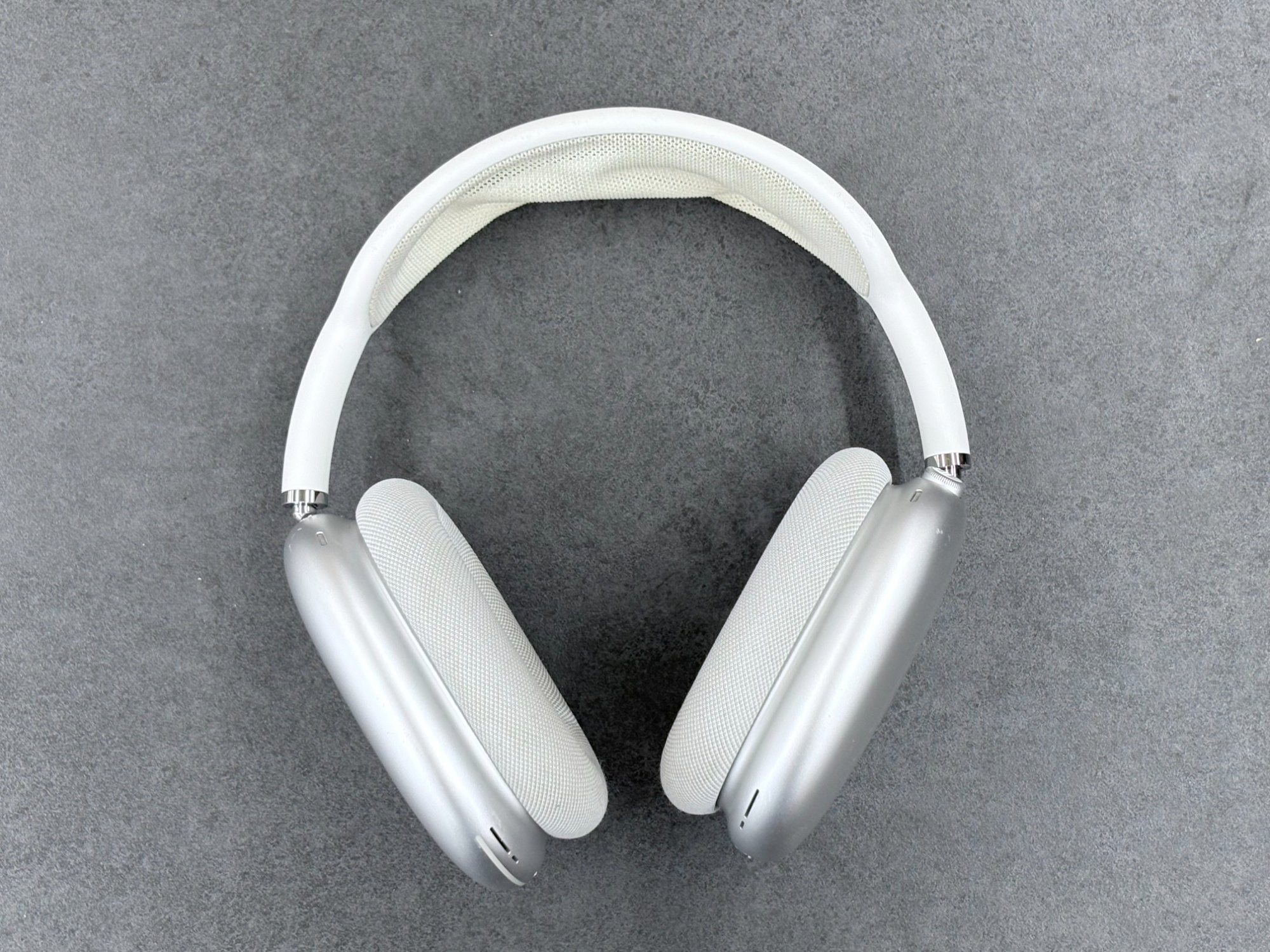 Apple / アップル】ヘッドホン AirPods Max MGYJ3J/A｜憧れのサウンド