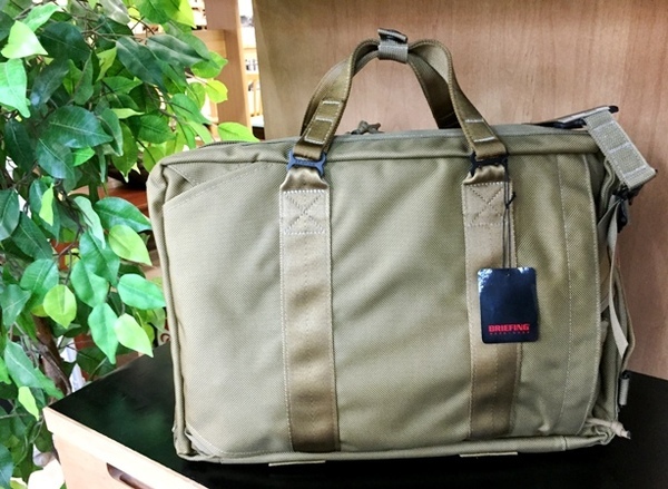 使い方は自分次第！BRIEFING（ブリーフィング）3WAYビジネスバッグ