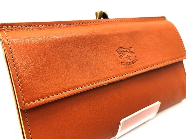 未使用品IL BISONTE（イル ビゾンテ）のレザーウォレット入荷しました
