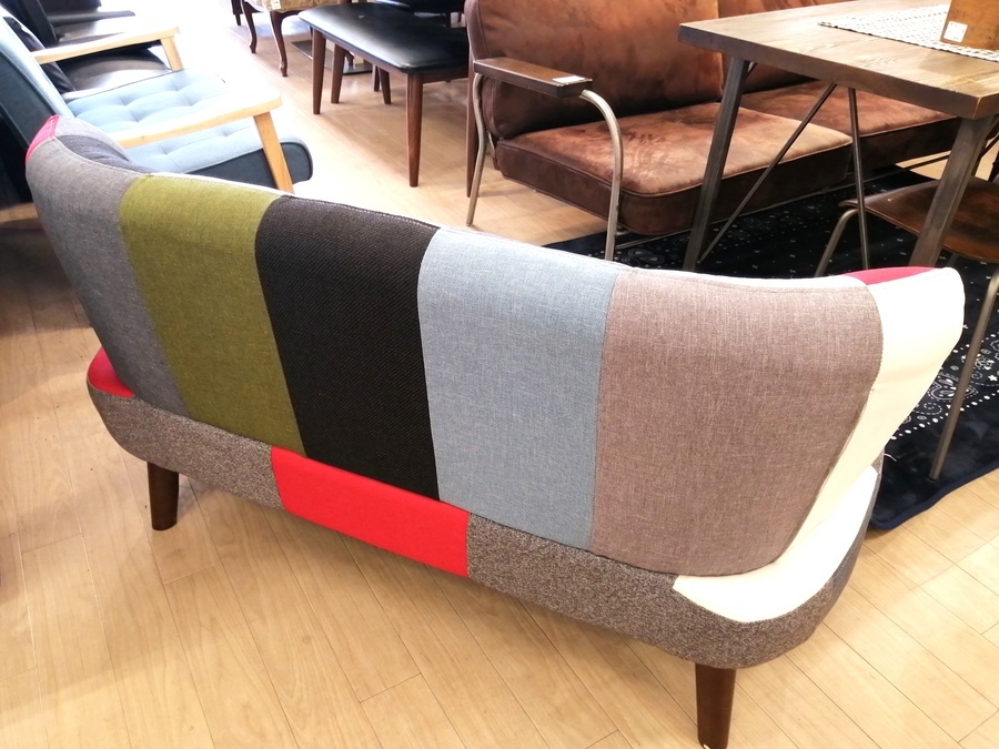 【トレファク府中店】人気のパッチワークソファ！ 関家具】目を引くデザインのパッチワークソファが入荷致しました