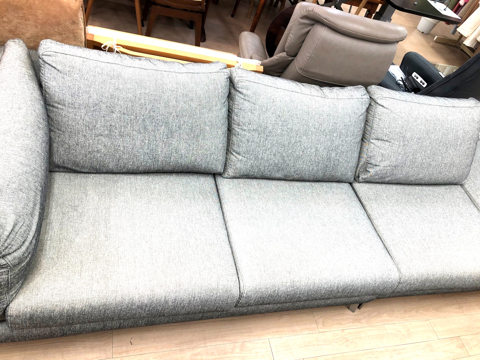 BoConcept(ボーコンセプト) Fargo 3人掛けソファーが買取入荷致しまし