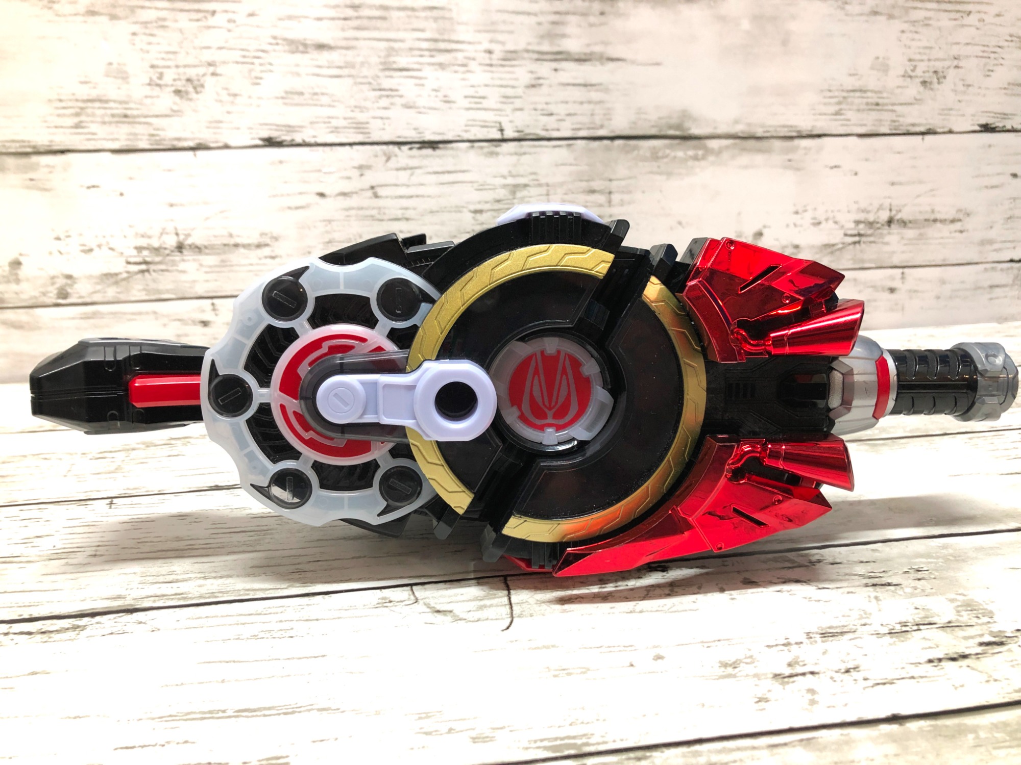Amazon.co.jp: [バンダイ] 仮面ライダーギーツ 変身ベルト DX