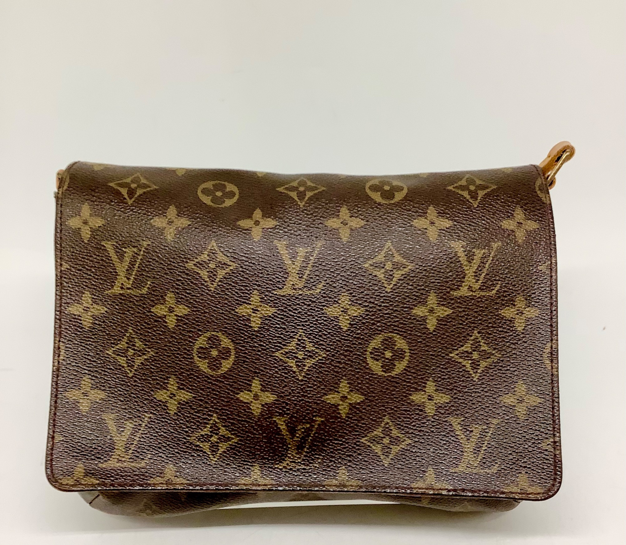Louis Vuitton ショルダーバッグ セピア LOUIS VUITTONのショルダーバッグのご紹介です！！｜2025年08月