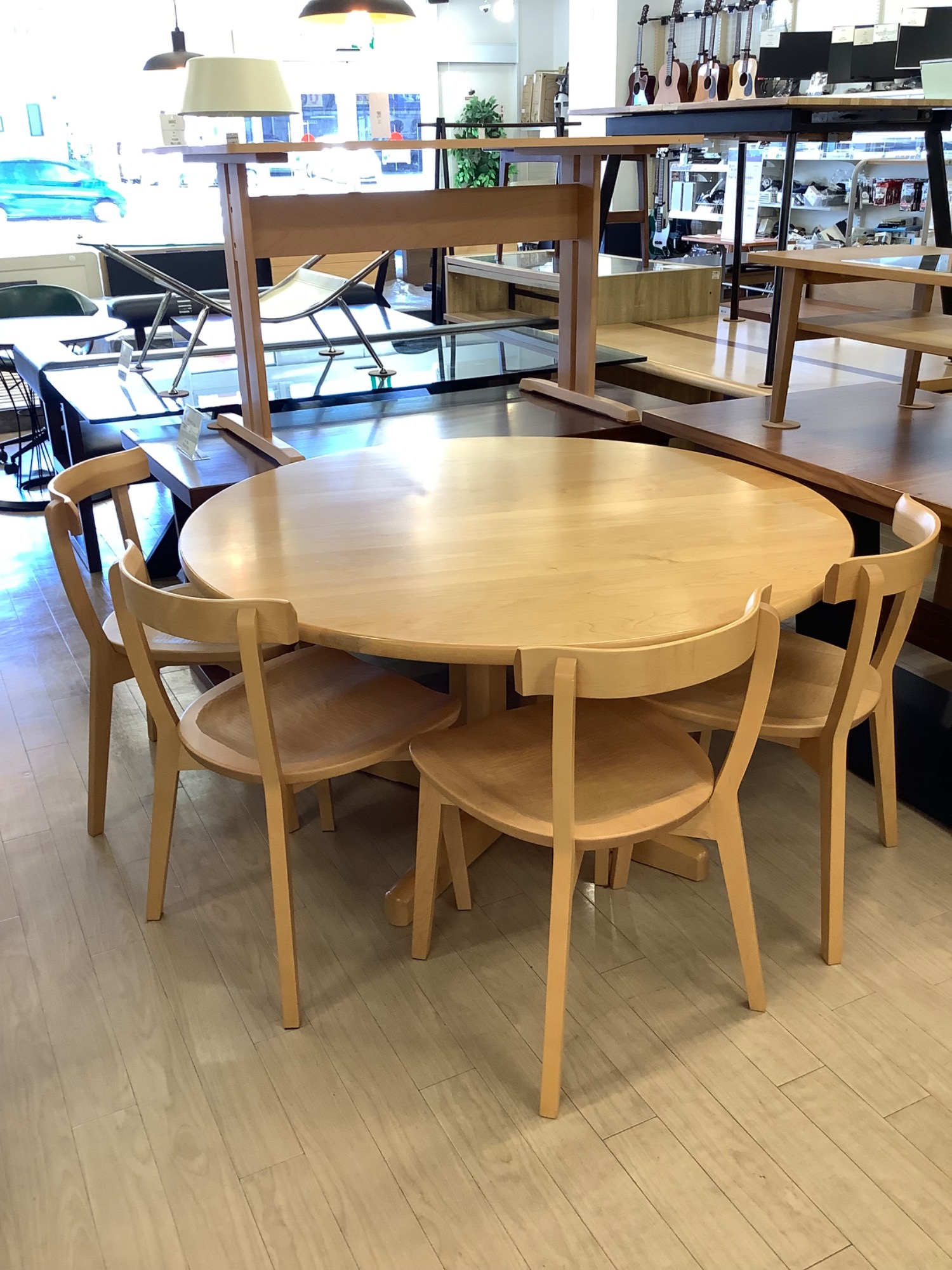 IKEA 丸型ダイニング5点セット ナチュラル【トレファク上福岡】 IKEA 丸型ダイニング5点セット ナチュラル【トレファク上福岡】